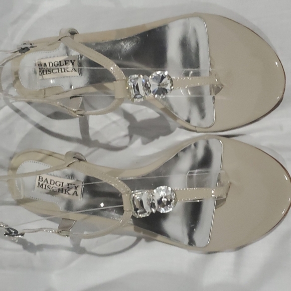 Badgley mischka taupe crystal embellished kitten heel sandals - Picture 1 of 10